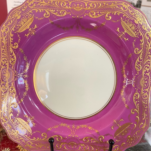 Other - Elegant Pink and Gold Dinner Plate Royal Doulton set of 4